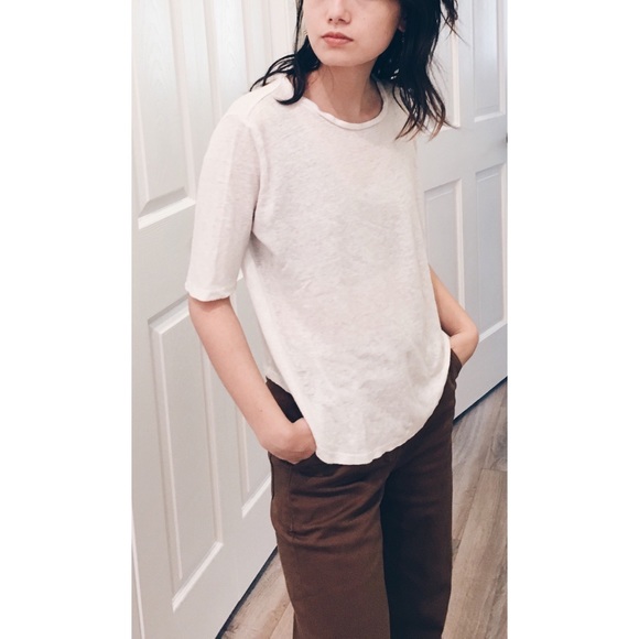 Vintage Tops - Curved Hem Linen Tee
